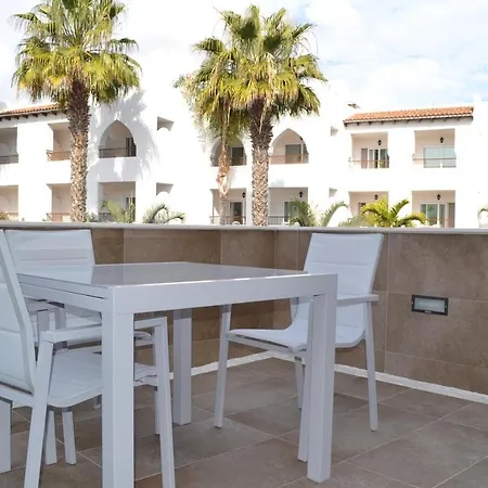 Puerto Marina Sun&beach Apartamento *